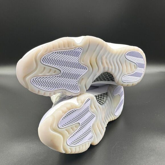 Wmns Air Jordan 11 Retro Low 'Pure Violet' - Picture 11 of 13